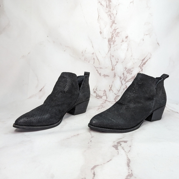 Dolce Vita Bootie Women 10 41 Black Ankle Leather Perforated Lattice Slits Shoe - Picture 5 of 12